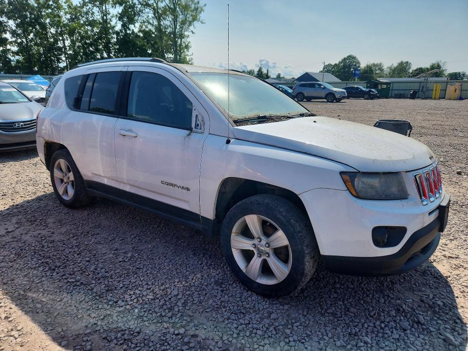 Photo 4 from auction – 2014 JEEP COMPASS with VIN 1C4NJDBB2ED503876