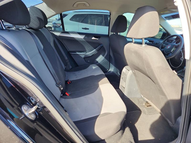 Zdjęcie 10 z aukcji – 2017 VOLKSWAGEN JETTA z VIN 3VW2B7AJ2HM265916