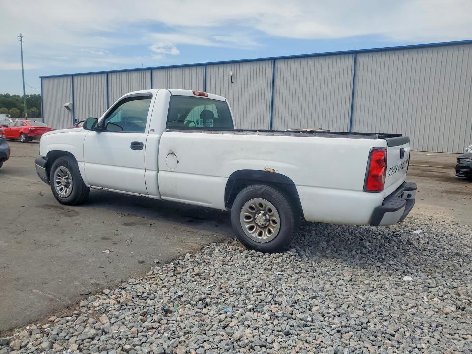 Photo 2 from auction – 2005 CHEVROLET SILVERADO with VIN 1GCEC14XX5Z204284