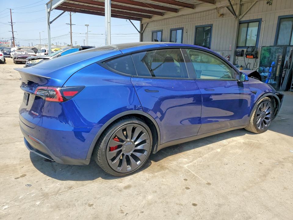 Photo 3 from auction – 2023 TESLA MODEL Y with VIN 7SAYGDEF0PF660170