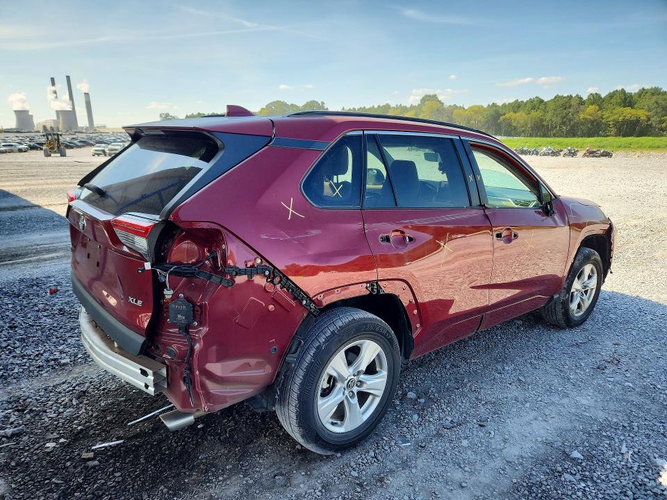 Photo 3 from auction – 2020 TOYOTA RAV4 with VIN 2T3W1RFV8LC071351