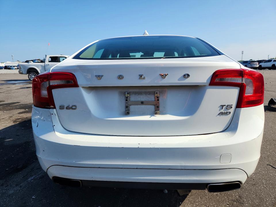 Photo 6 from auction – 2014 VOLVO S60 with VIN YV1612FHXE2271380