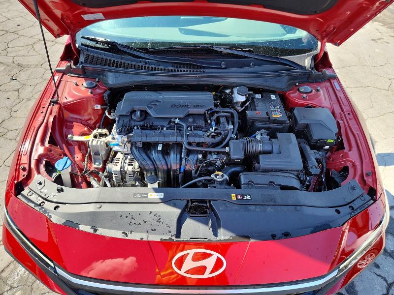 Снимка 11 от търг – 2026 HYUNDAI ELANTRA с VIN KMHLM4DG9TU105161