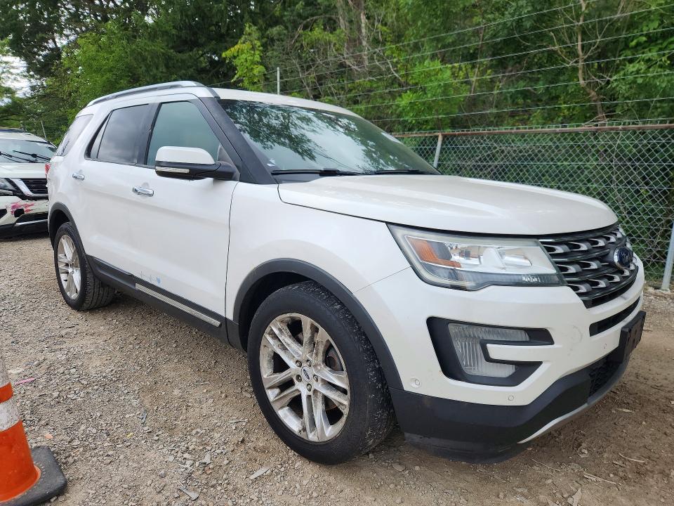 Photo 4 from auction – 2016 FORD EXPLORER with VIN 1FM5K7FHXGGC47139
