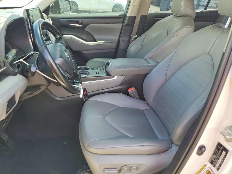صورة رقم 7 من المزاد - 2020 TOYOTA HIGHLANDER مع VIN 5TDGARAH9LS501877