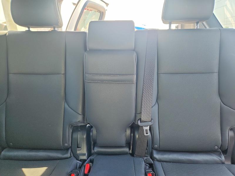 Photo 10 from auction – 2022 LEXUS GX with VIN JTJAM7BX4N5327522