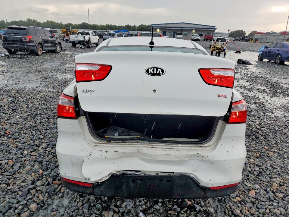 Photo 6 from auction – 2016 KIA RIO with VIN KNADM4A39G6620369