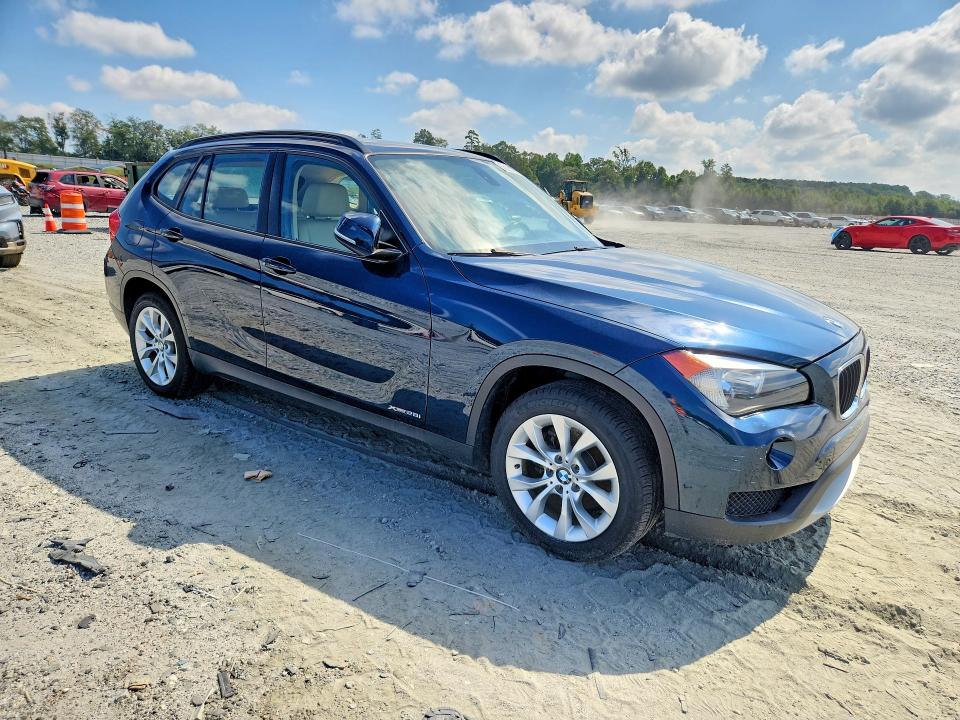 Photo 4 from auction – 2014 BMW X1 with VIN WBAVL1C59EVY11250
