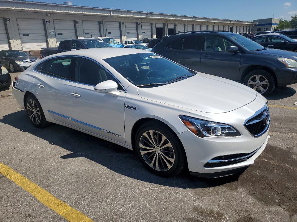 Photo 4 from auction – 2018 BUICK LACROSSE with VIN 1G4ZP5SS9JU146367