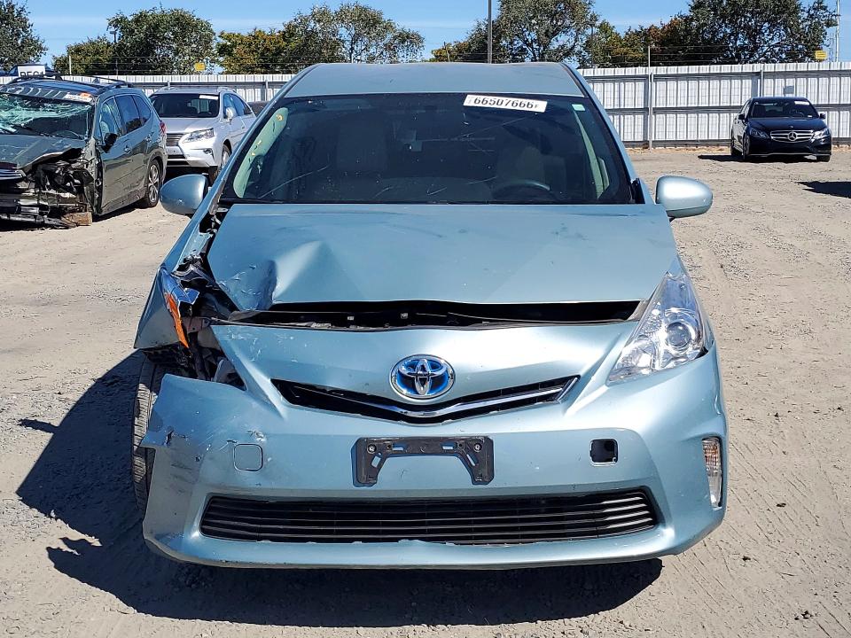 Снимка 5 от търг – 2014 TOYOTA PRIUS V с VIN JTDZN3EUXEJ011742