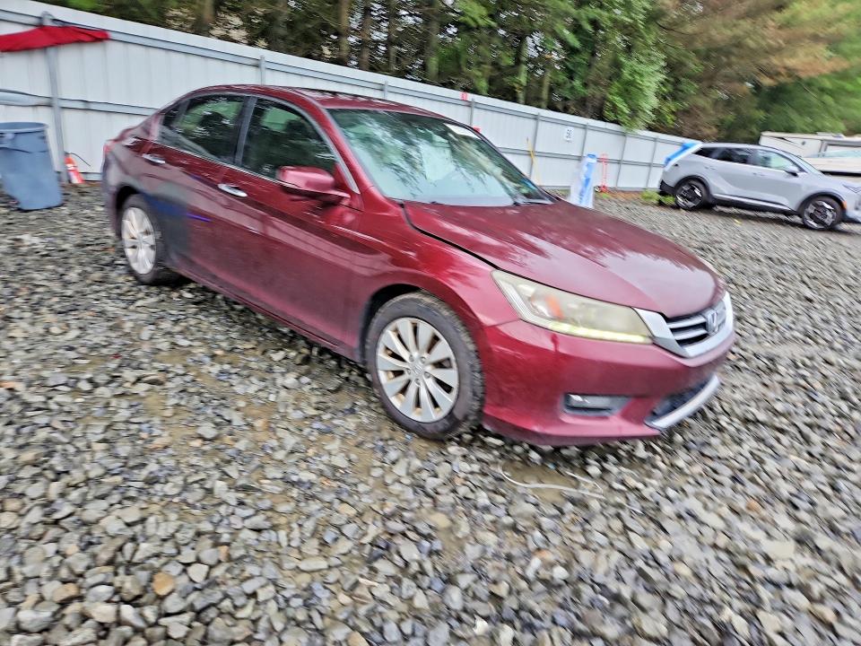 Photo 4 from auction – 2014 HONDA ACCORD with VIN 1HGCR3F99EA040073