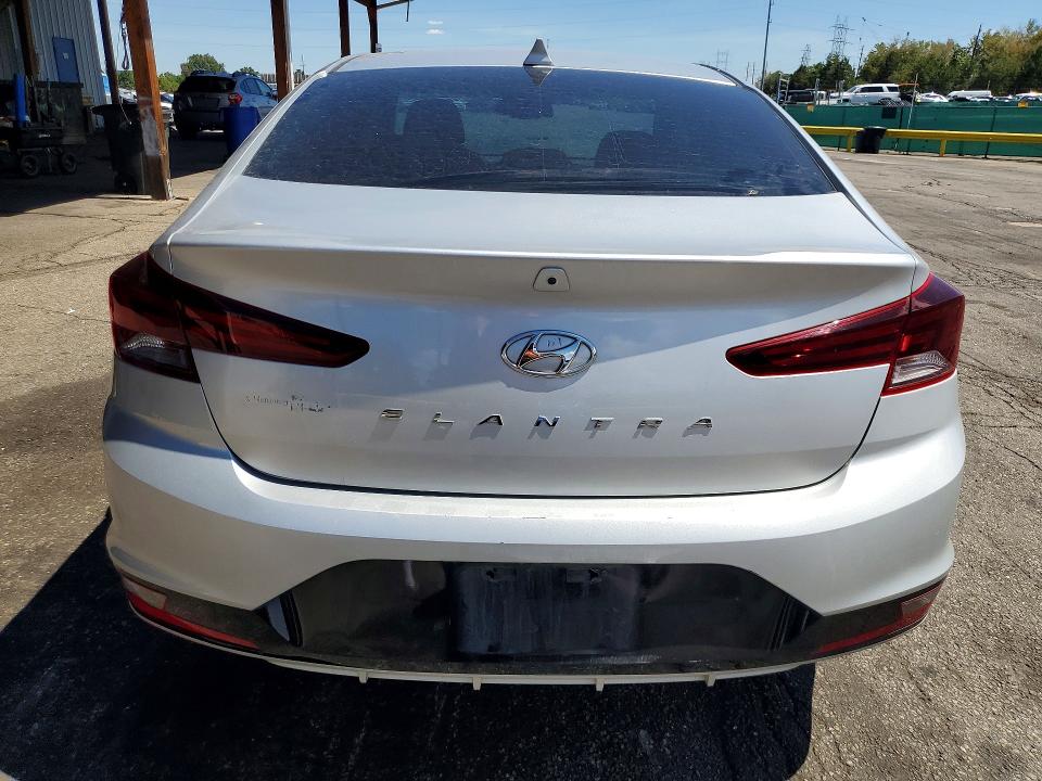 Photo 6 from auction – 2019 HYUNDAI ELANTRA with VIN 5NPD84LF2KH411567