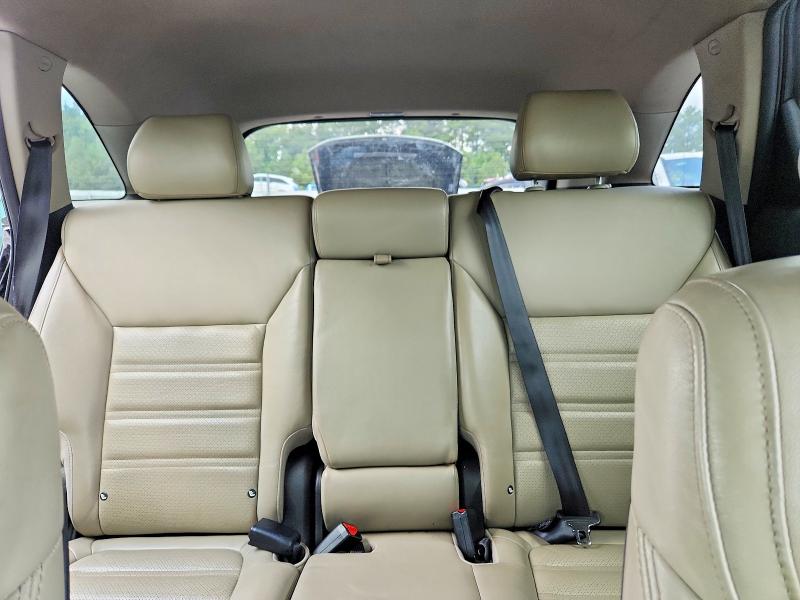 Photo 10 from auction – 2016 KIA SORENTO with VIN 5XYPH4A16GG071746