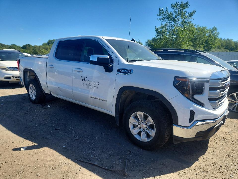 Снимка 4 от търг – 2023 GMC SIERRA с VIN 1GTUUBE8XPZ327222