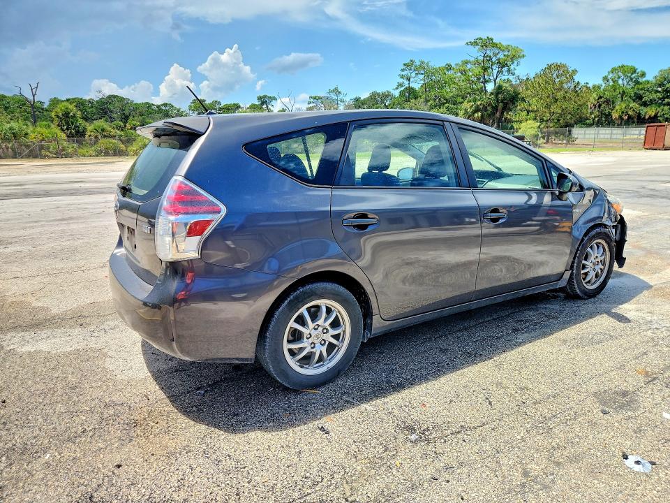 Photo 3 from auction – 2016 TOYOTA PRIUS V with VIN JTDZN3EU1GJ046396