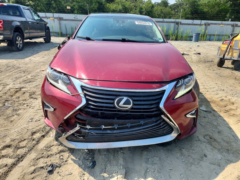 Снимка 5 от търг – 2018 LEXUS ES с VIN 58ABK1GG5JU084195