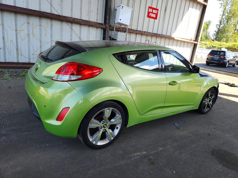 Photo 3 from auction – 2012 HYUNDAI VELOSTER with VIN KMHTC6AD0CU028057
