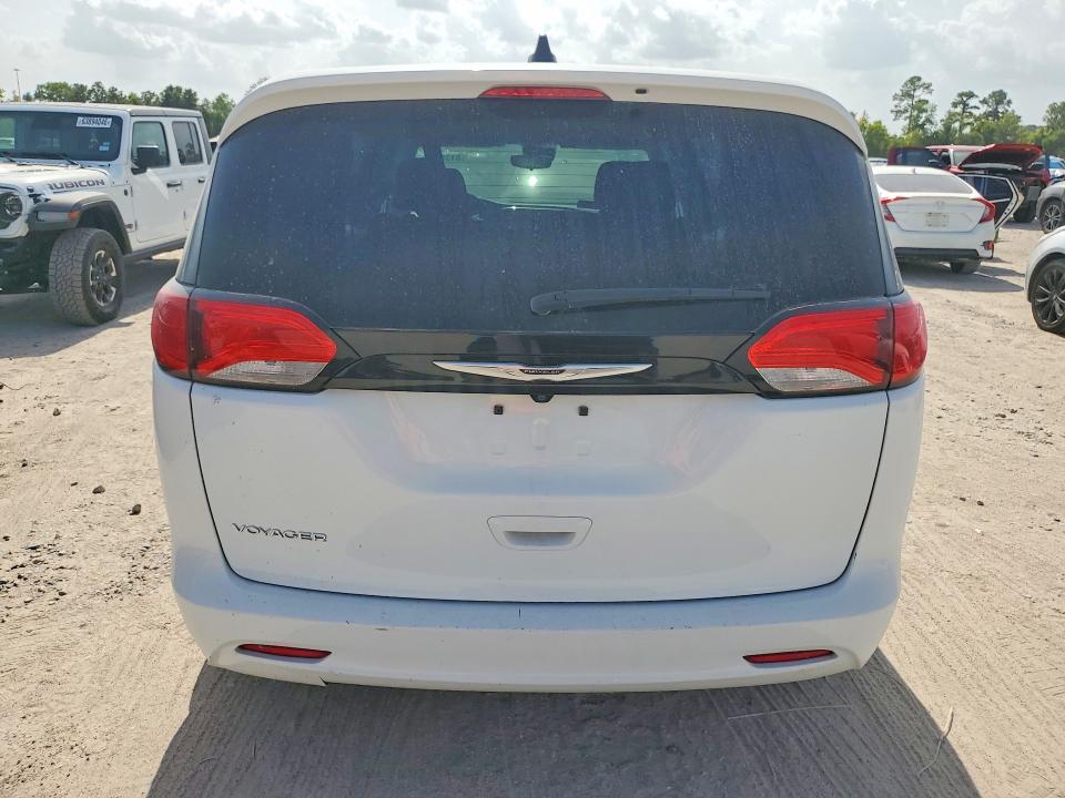 Photo 6 from auction – 2023 CHRYSLER VOYAGER with VIN 2C4RC1CG4PR625594