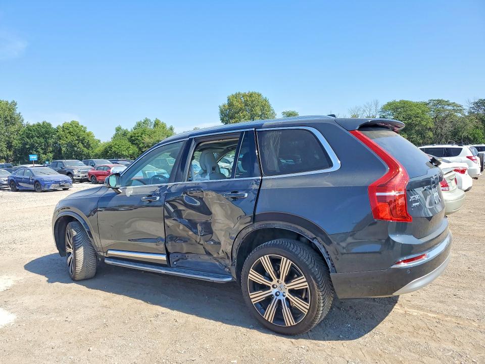 Фото 2 с аукциона – 2022 VOLVO XC90 с VIN YV4A22PL2N1784464