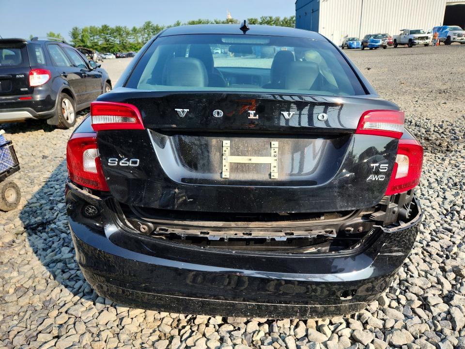 صورة رقم 6 من المزاد - 2015 VOLVO S60 مع VIN YV1612TB1F1306105