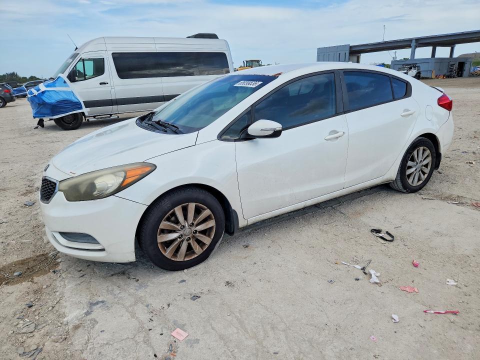 KIA FORTE 2014 with VIN KNAFX4A68E5235270 - Photo from auction