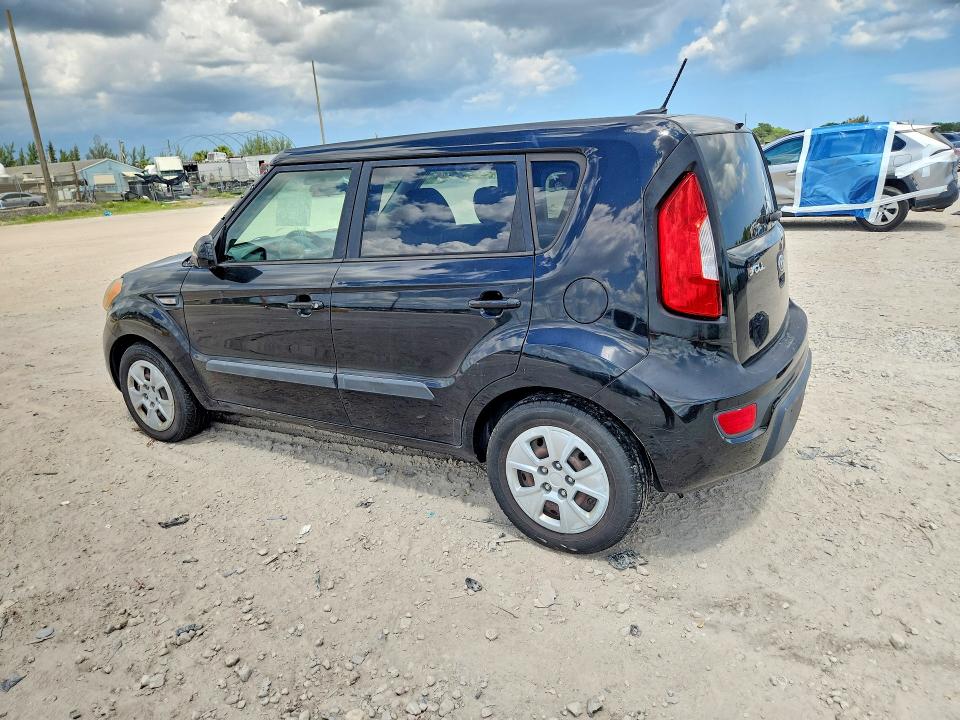 Photo 2 from auction – 2012 KIA SOUL with VIN KNDJT2A57C7477196