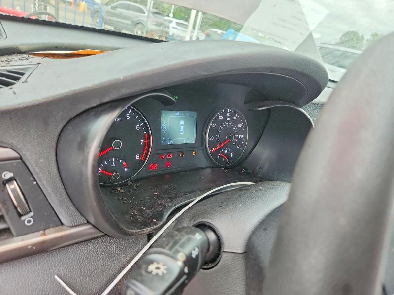 Photo 9 from auction – 2017 KIA OPTIMA with VIN 5XXGT4L35HG139960
