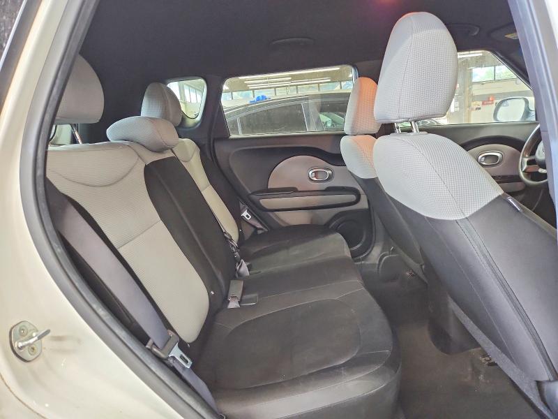 Photo 11 from auction – 2015 KIA SOUL with VIN KNDJN2A27F7197265