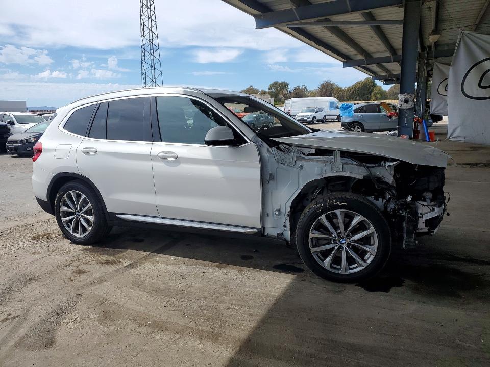 Photo 4 from auction – 2019 BMW X3 with VIN 5UXTR9C58KLE19960