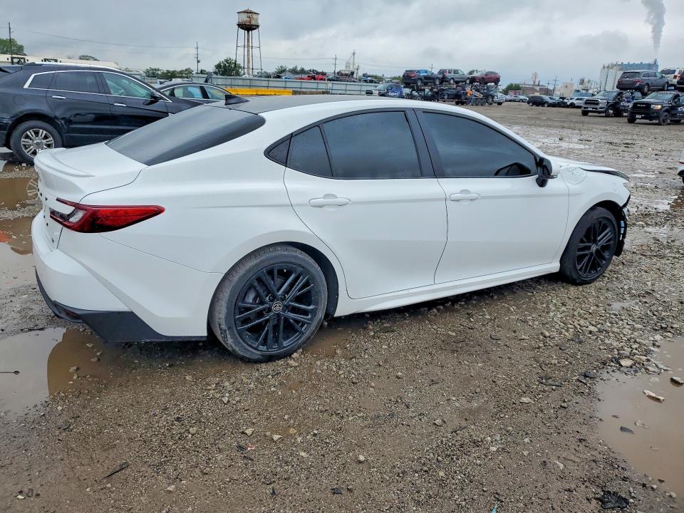 Photo 3 from auction – 2025 TOYOTA CAMRY with VIN 4T1DAACK0SU610666