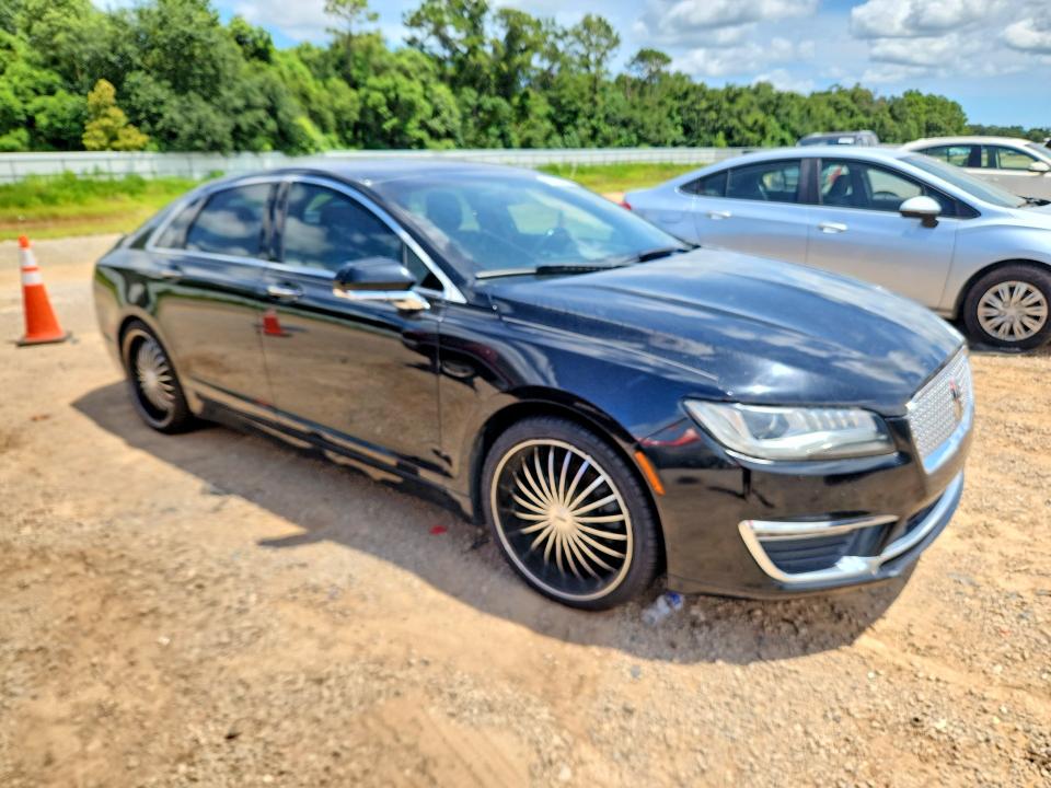 Photo 4 from auction – 2017 LINCOLN MKZ with VIN 3LN6L5C90HR605295