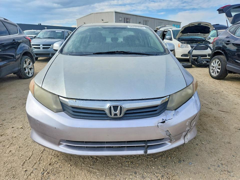 Photo 5 from auction – 2012 HONDA CIVIC with VIN 2HGFB2F43CH112531