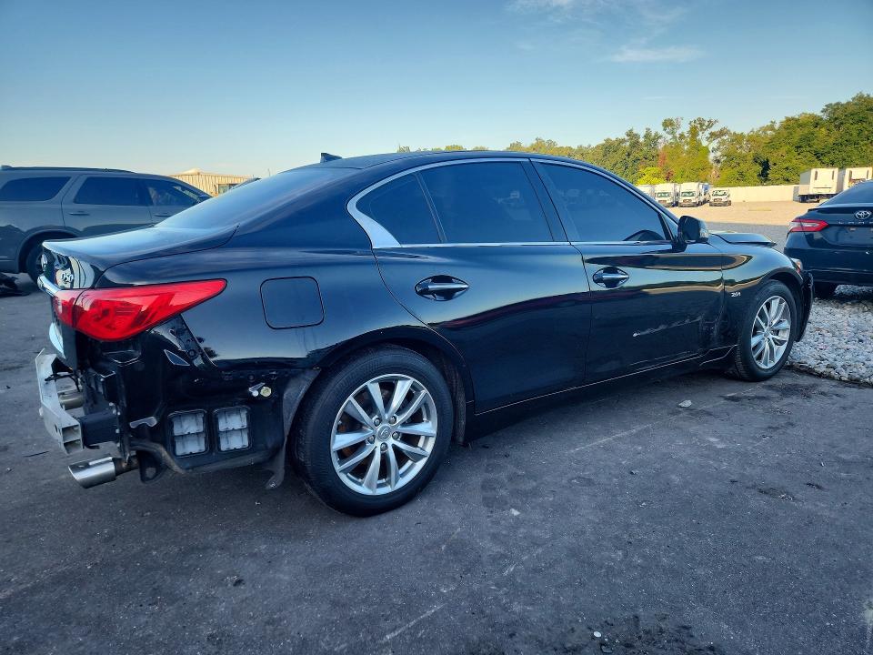Photo 3 from auction – 2017 INFINITI Q50 with VIN JN1CV7AP1HM641104