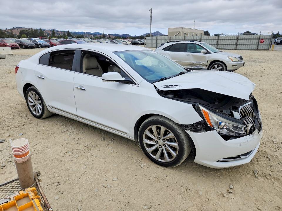 Foto 4 de la subasta – 2016 BUICK LACROSSE con VIN 1G4GB5G33GF248977