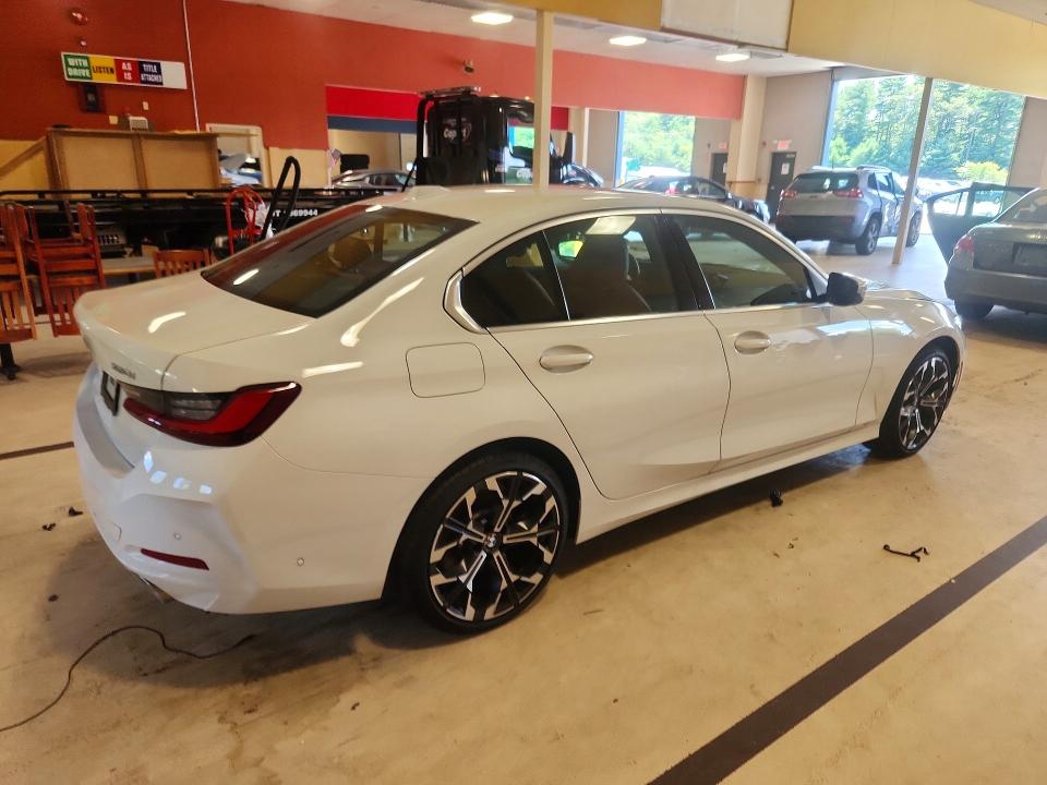 Photo 3 from auction – 2025 BMW 330XI with VIN 3MW89CW03S8E94796