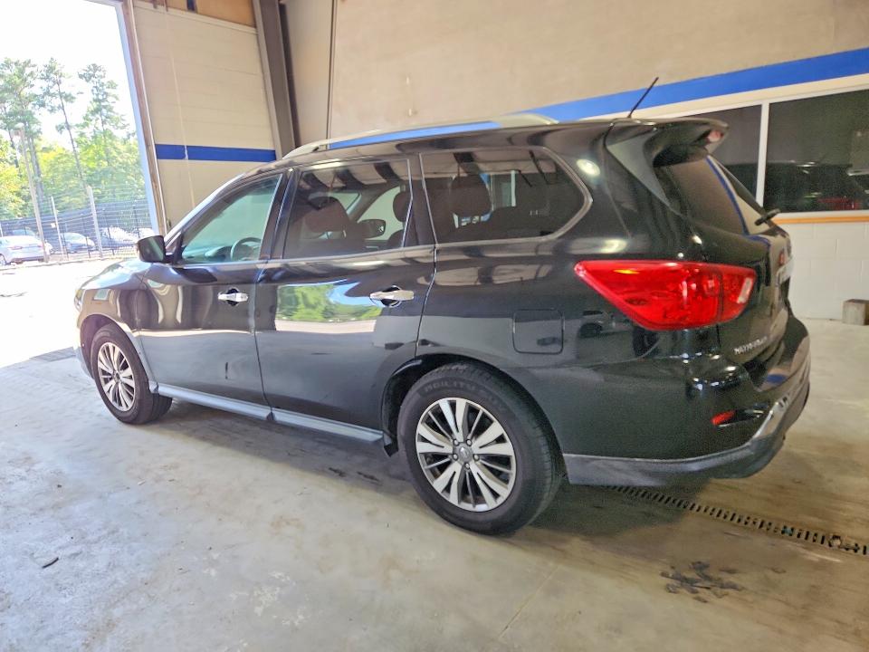 Photo 2 from auction – 2018 NISSAN PATHFINDER with VIN 5N1DR2MN3JC624668