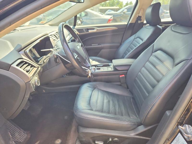 Photo 7 from auction – 2017 FORD FUSION with VIN 3FA6P0PU6HR332024