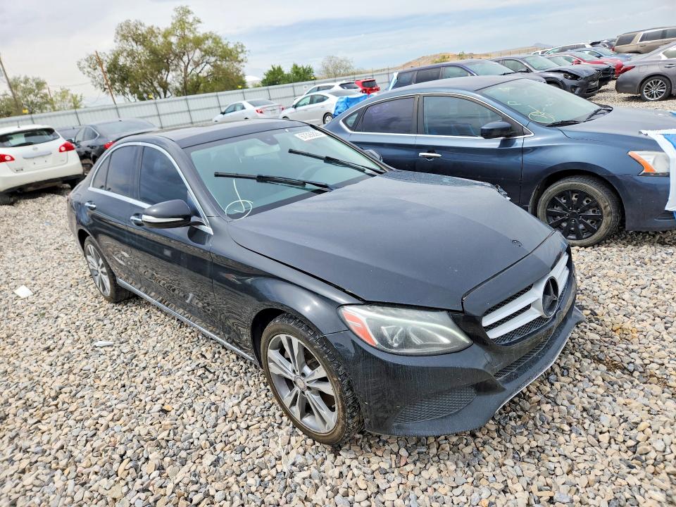 Photo 4 from auction – 2015 MERCEDES-BENZ C with VIN 55SWF4KB3FU070129