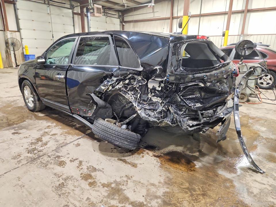 Photo 2 from auction – 2015 KIA SORENTO with VIN 5XYKT3A6XFG592756