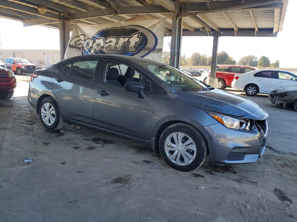 Photo 4 from auction – 2021 NISSAN VERSA with VIN 3N1CN8DV9ML820723