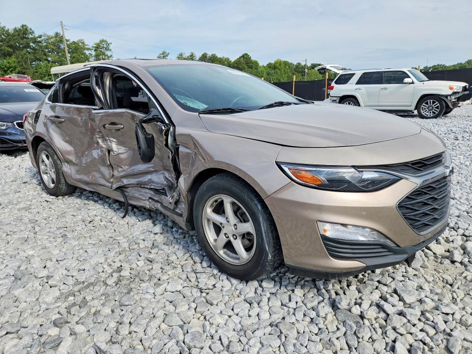 Photo 4 from auction – 2022 CHEVROLET MALIBU with VIN 1G1ZD5ST1NF201158