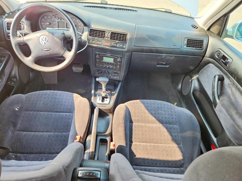 Photo 8 from auction – 2002 VOLKSWAGEN JETTA with VIN 3VWSE69M62M178253