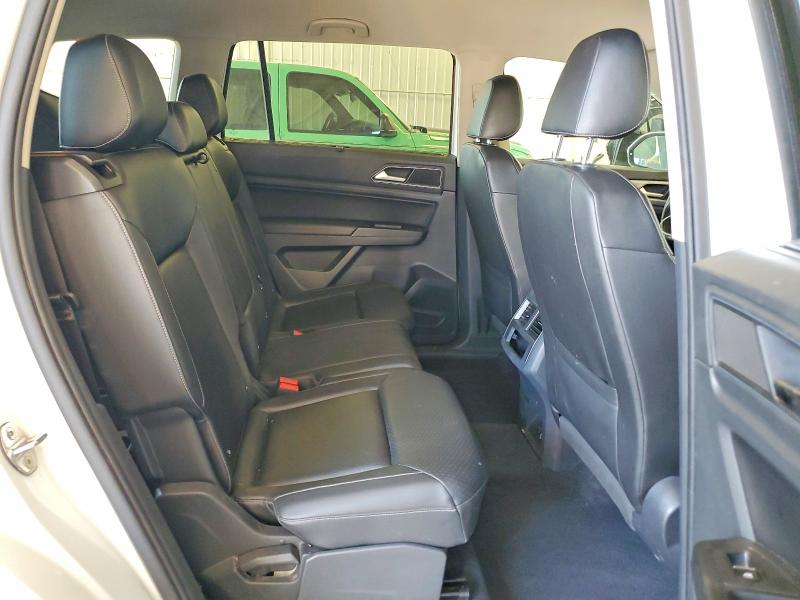 Photo 11 from auction – 2019 VOLKSWAGEN ATLAS with VIN 1V2LR2CA1KC543277