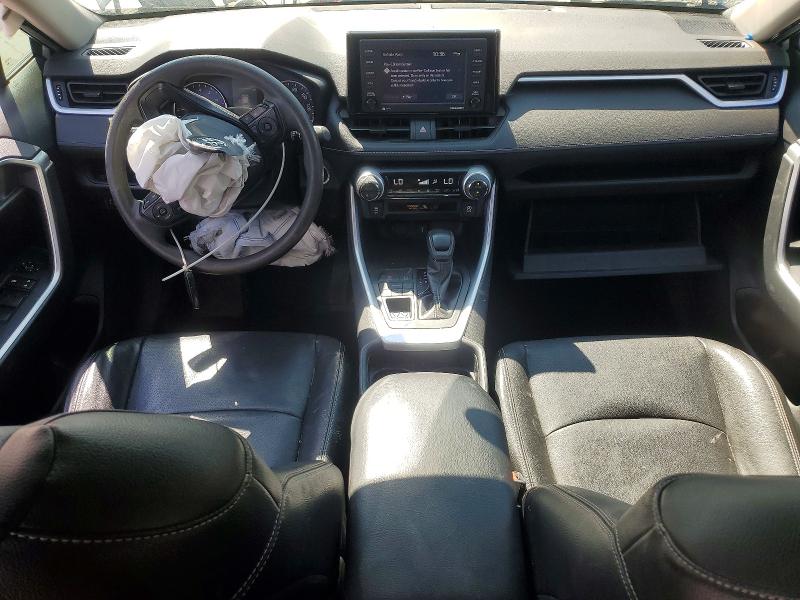 Photo 8 from auction – 2020 TOYOTA RAV4 with VIN 2T3P1RFV5LW125093