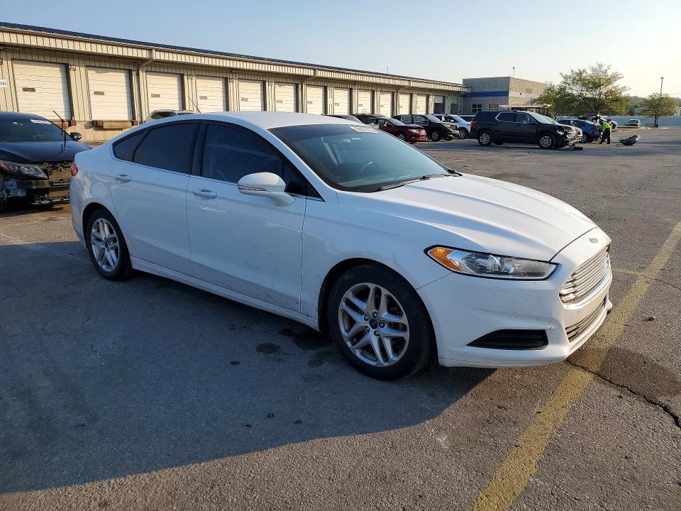 Photo 4 from auction – 2016 FORD FUSION with VIN 3FA6P0H76GR376161