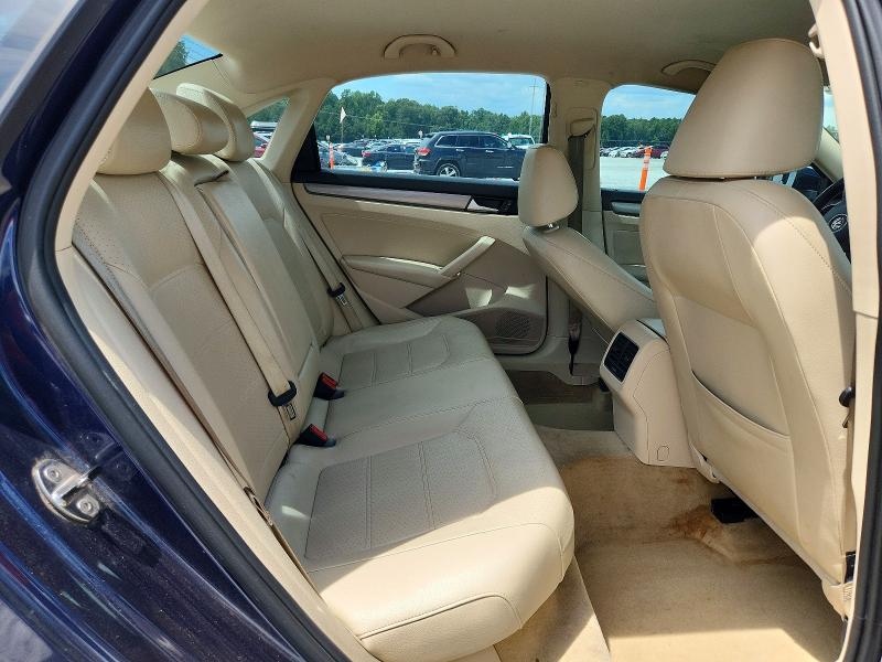 Photo 10 from auction – 2014 VOLKSWAGEN PASSAT with VIN 1VWBS7A34EC094553