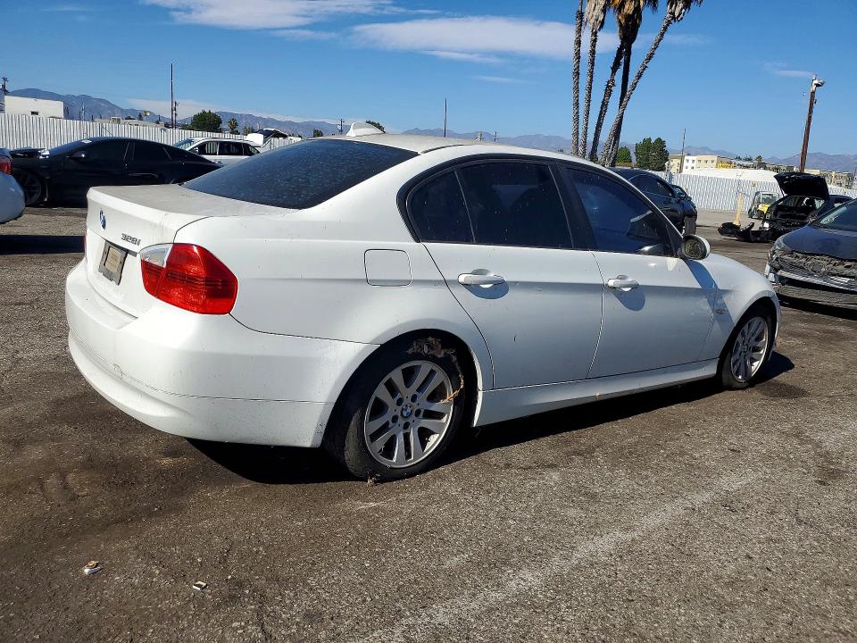Photo 3 from auction – 2007 BMW 328 with VIN WBAVC53547FZ77034