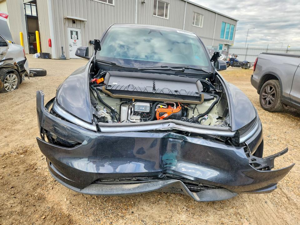 Photo 5 from auction – 2026 TESLA MODEL Y with VIN XP7YGDEE2TB828212