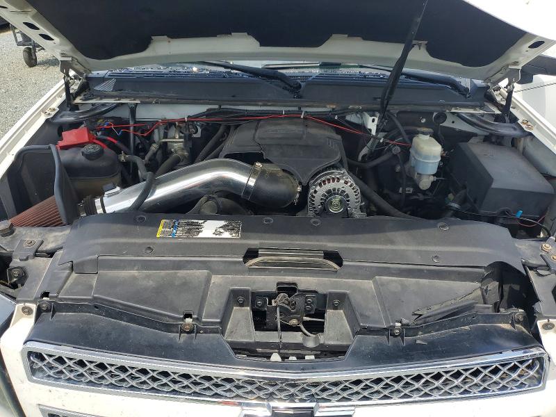 Photo 11 from auction – 2010 CHEVROLET AVALANCHE with VIN 3GNVKFE04AG131450