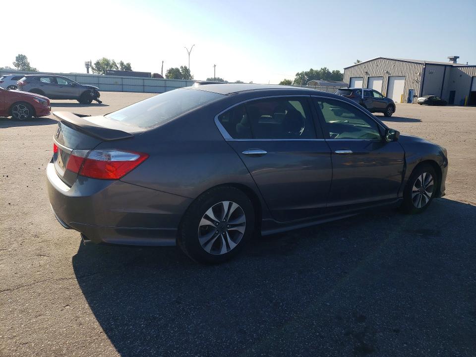 Photo 3 from auction – 2013 HONDA ACCORD with VIN 1HGCR2F31DA083164